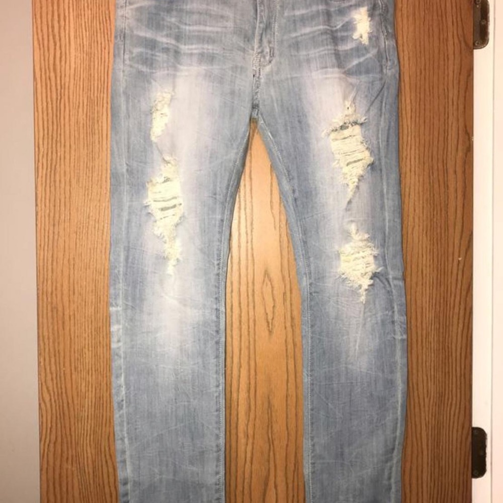 Machine Pour Women's Distressed Skinny Jeans